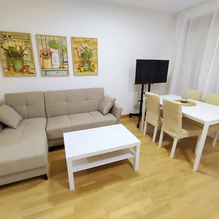 Gredosrentals - Apartamento Burguillo Apartmán *